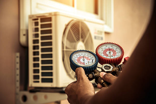 Professional Hvac Installation technician working in Quinton, AL